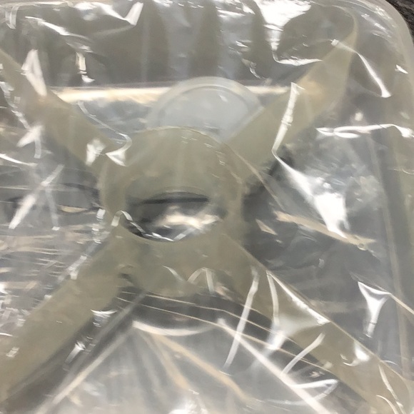 Vegetable keeper and Server - Picture 2 of 2